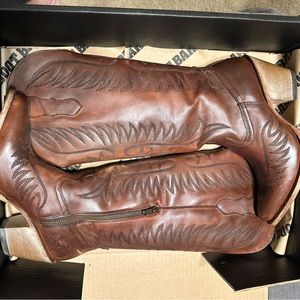 Corral boots size 8